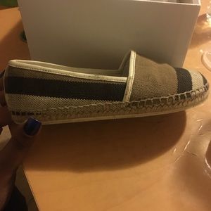 Girls Burberry shoes needs cleaning